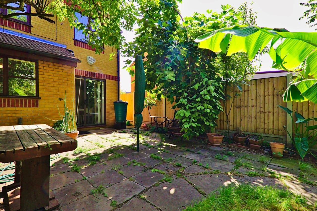 Harlinger Lodge Annexe London Exterior photo